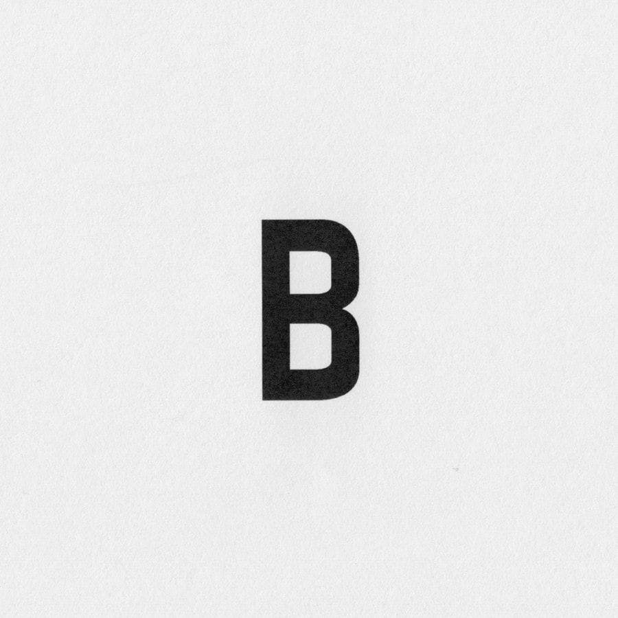 The letter B